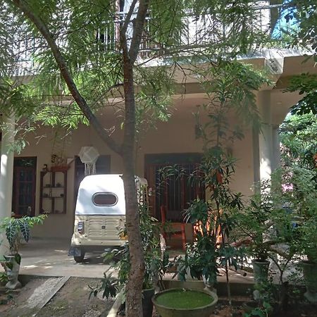 Bamboo Grove Villa แทนกาลเล ภายนอก รูปภาพ